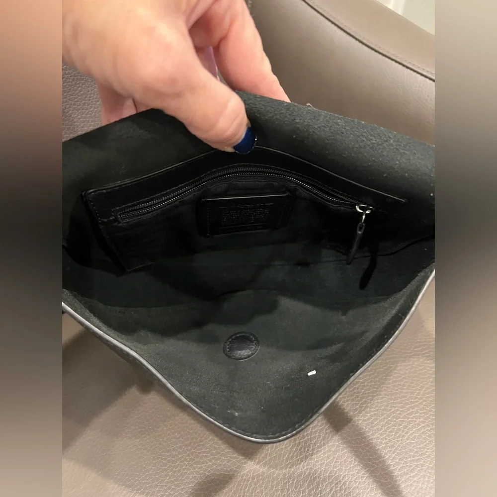 Coach Hudson 86778 Pebbled Leather Cross Body Bag - Picture 4 of 9